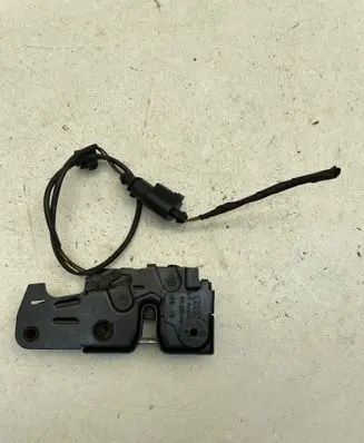 Audi A4 S4 B8 8K Engine bonnet/hood lock/catch 8T1823746 0808
