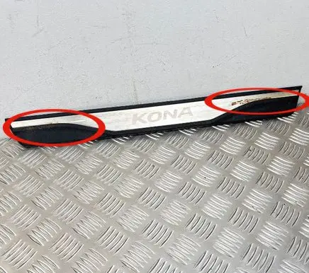 Hyundai Kona I Front sill trim cover