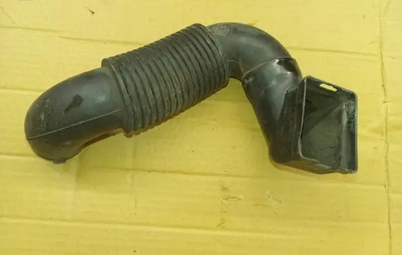 Citroen C3 Air intake duct part 9640317580