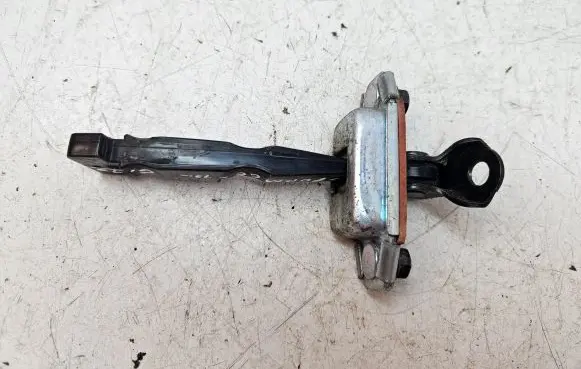 KIA Sportage Rear door check strap stopper