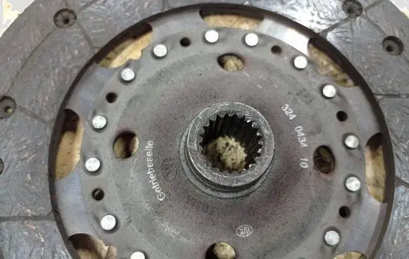 Citroen C5 Clutch pressure plate 324043410 LUK