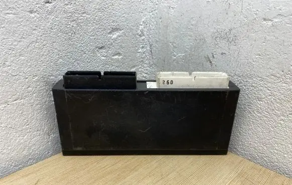 BMW 5 E34 Comfort/convenience module 1379741