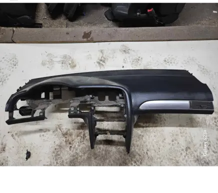 Audi A6 S6 C6 4F Dashboard 4F0857067A T0021824 P0100956