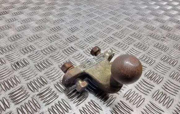 Opel Vivaro Detachable towbar 