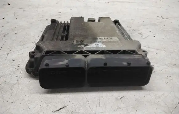 Volkswagen Golf V Engine control unit/module 0281011901 03G906016DF