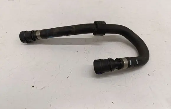 Volvo XC90 Engine coolant pipe/hose 32324707