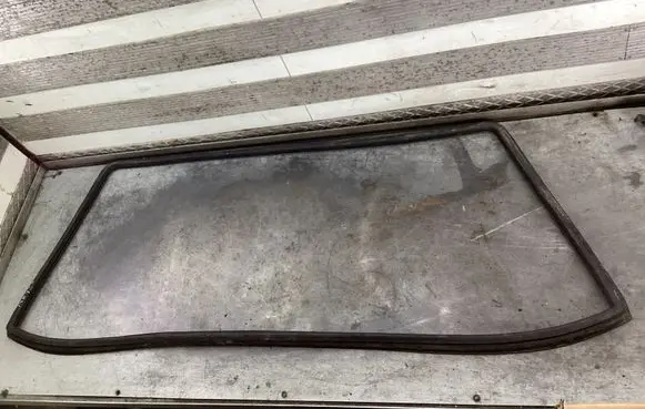 Mercedes-Benz W123 Rubber seal front coupe door window 