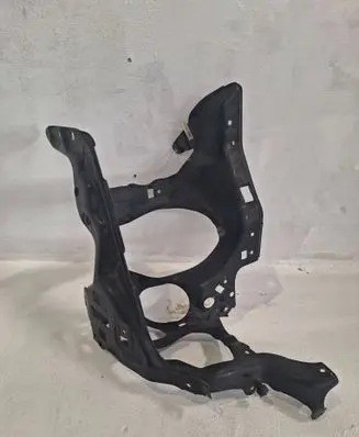 BMW 7 E65 E66 Headlight/headlamp mounting bracket