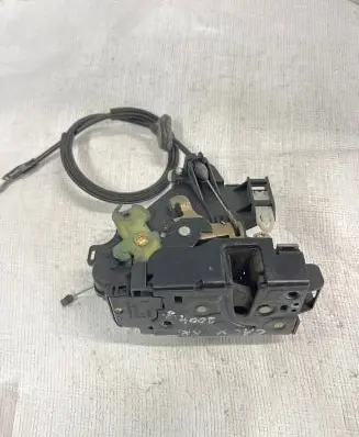Volkswagen Caddy Front door lock 3B1837015 113683 CZWL3113683