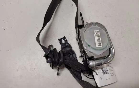Opel Insignia A Front seatbelt 12848365