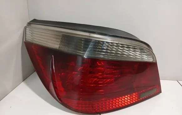 BMW 5 E60 E61 Rear/tail lights 15823703 6923305