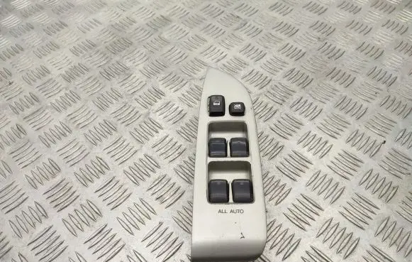 Lexus RX 330 - 350 - 400H Electric window control switch 8404048080