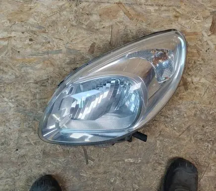Renault Kangoo II Headlight/headlamp 260607383R 10117766 10017766