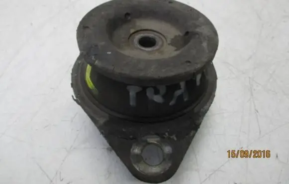 Opel Vivaro Engine mount vacuum valve 