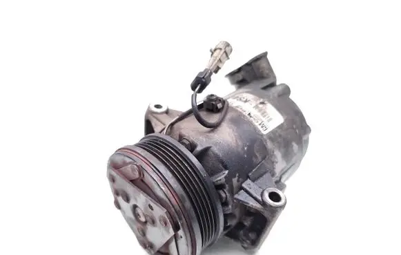 Opel Zafira B Air conditioning (A/C) compressor (pump) 13322147