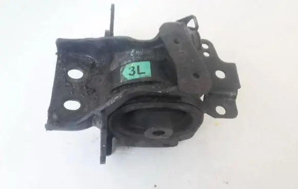 Toyota Corolla Verso AR10 Engine mount bracket