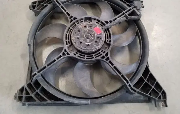Hyundai Santa Fe Radiator cooling fan shroud 2538626200 XLADC