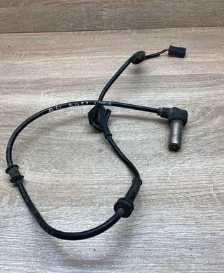 Audi A4 S4 B5 8D ABS brake wheel speed sensor 8D0927807A