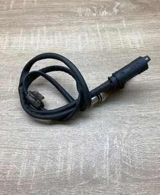 BMW 5 E60 E61 Lambda probe sensor 1433940 0258005109