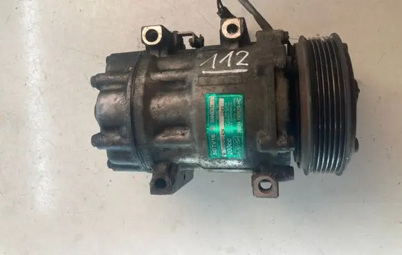 Ford Focus C-MAX Air conditioning (A/C) compressor (pump) 1692501424