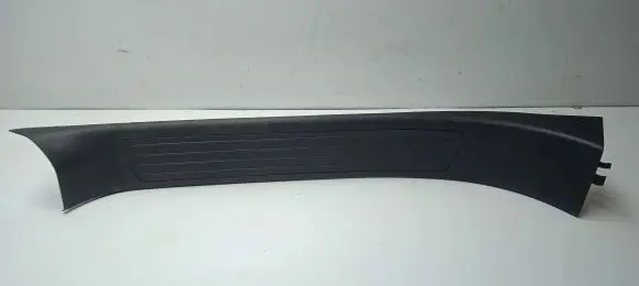 Mercedes-Benz GLS X166 Rear sill trim cover A1666800304