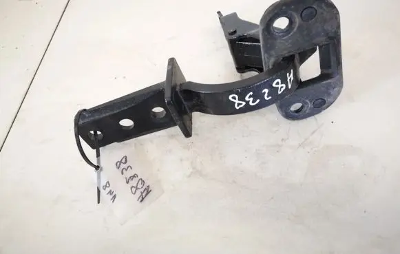 Volvo V70 Tailgate/trunk/boot hinge 31218425
