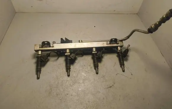 BMW 1 E81 E87 Fuel injector 7506158 4287A04468