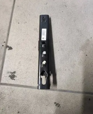 Peugeot Partner Seat belt height adjuster 9811404680