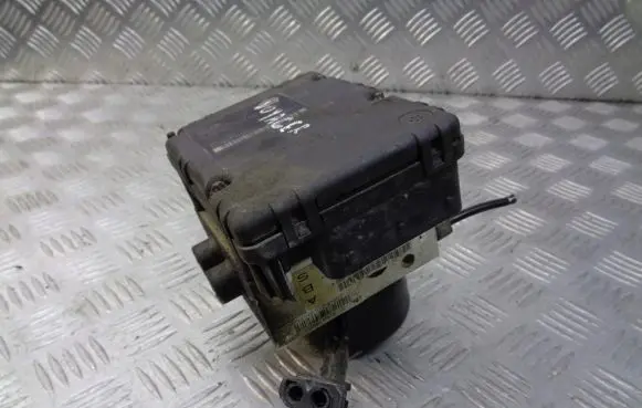 Chrysler Grand Voyager IV ABS Pump P04721427AK