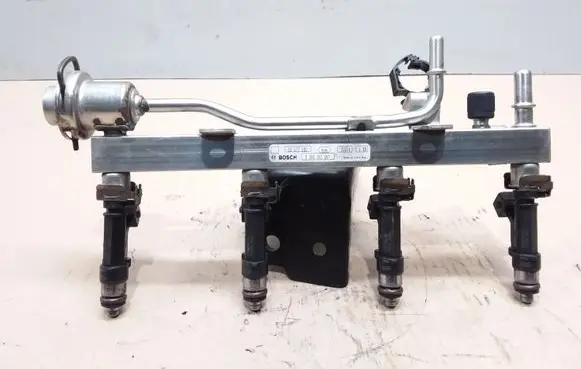 Chevrolet Cruze Fuel injectors set 0280151267 0280158205
