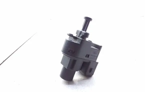 Ford Focus Brake pedal sensor switch 93BB13480BC