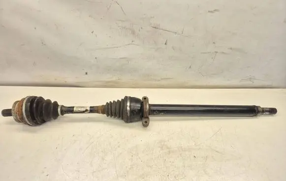 Volvo V70 Front driveshaft 8689214 T020323