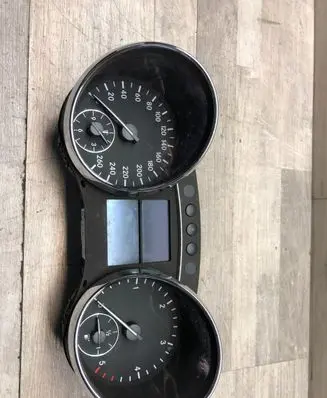 Mercedes-Benz R W251 Speedometer (instrument cluster) A2519002400 ZGS001 A2C53361650