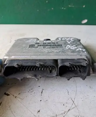 Volkswagen Golf V Engine control unit/module 036906032BE 1039S13346 0261201232