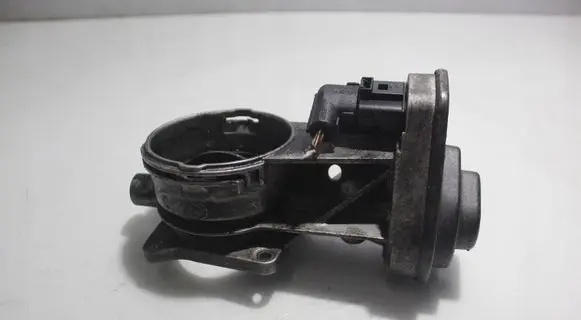 Volkswagen Phaeton Engine shut-off valve 