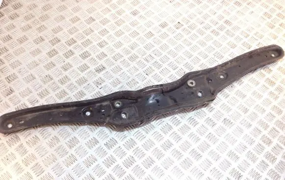 Ford Kuga II Other engine bay part DV41S10684BC