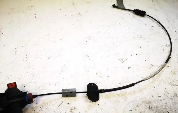 Ford Focus Gear shift cable linkage