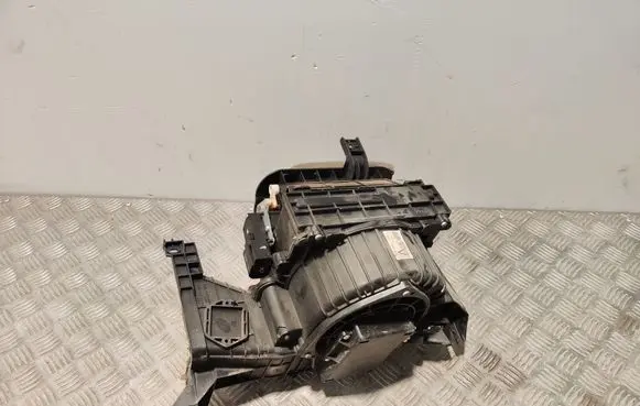 Subaru Forester SG Interior heater climate box assembly housing 72210SA060