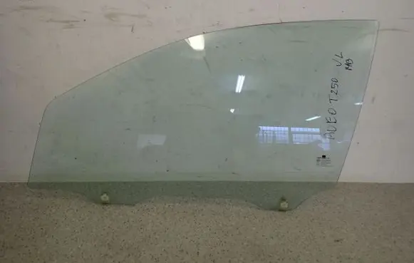 Chevrolet Aveo Sliding door window/glass 