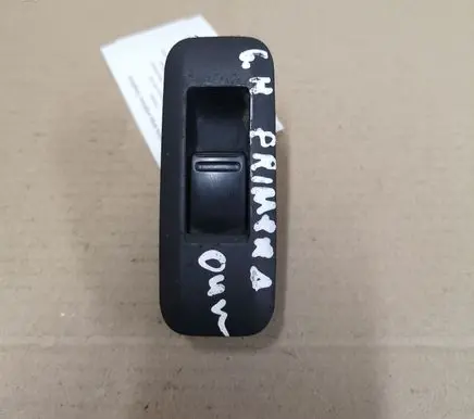 Nissan Primera Electric window control switch 25411AV600 C8DD705N