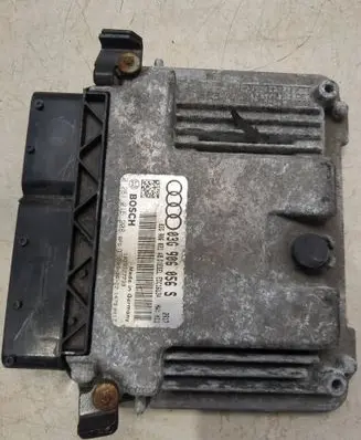 Audi A3 S3 8P Engine control unit/module 03G906056S 03G906021AB 0281015208