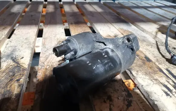 Audi Q7 4L Starter motor
