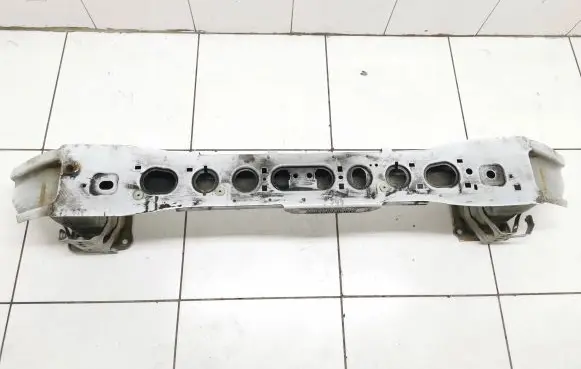 Front bumper cross member
