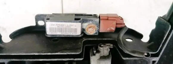 Ford Mondeo Mk III Airbag deployment crash/impact sensor 1S7T14B942AE 1S7T-14B942-AE