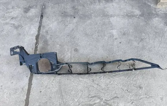 BMW X5M E70 Fender mounting bracket 7157989 10503410