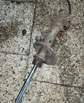Honda CR-V Front shock absorber/damper