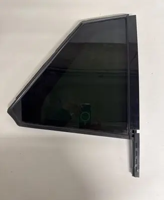 Rear vent window glass