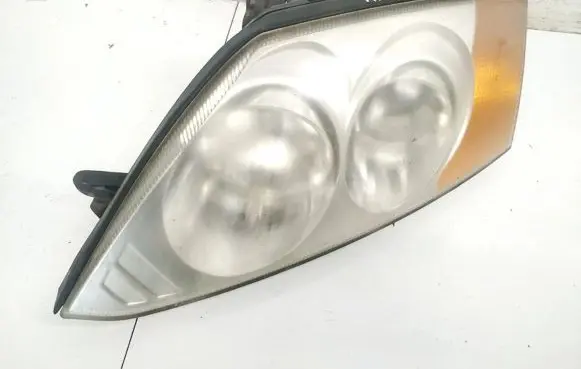 Hyundai Coupe Headlight/headlamp
