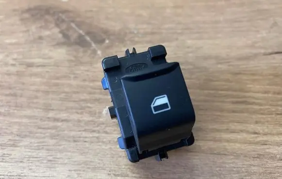 Ford Puma Electric window control switch R1TB14529AAW