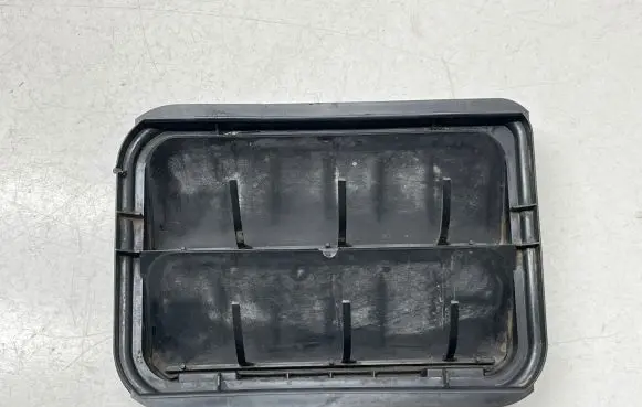 Toyota Proace Quarter panel pressure vent 9675506980
